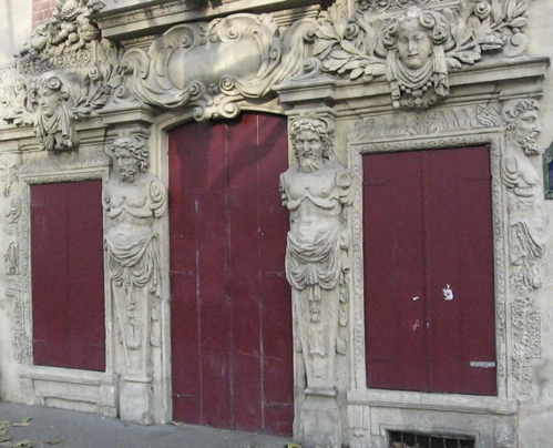doorwayParis.jpg
