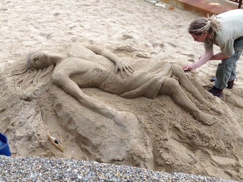 SandSculBiarritz.JPG